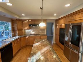 3219 Touriga Dr, Pleasanton CA 94566