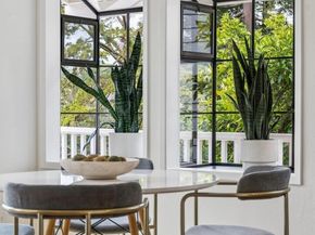 233 Capricorn Ave, Oakland CA 94611