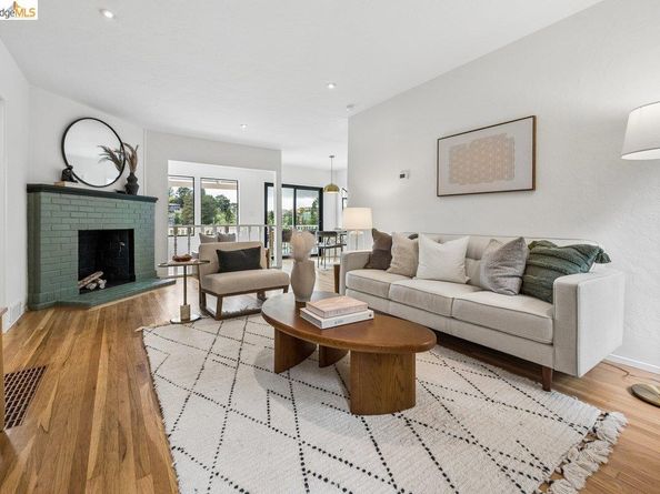 233 Capricorn Ave, Oakland CA 94611