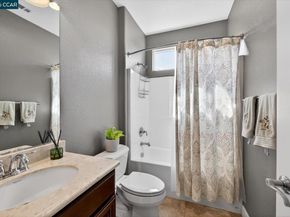 5271 Salerno Dr, Dublin CA 94568
