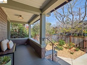 3046 Deakin St, Berkeley CA 94705