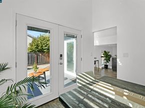 162 Woodfield, Hercules CA 94547