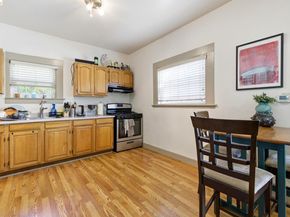1102 10Th St, Oakland CA 94607
