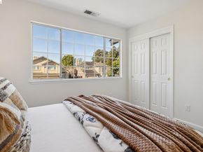 2004 Fries Ct, Martinez CA 94553