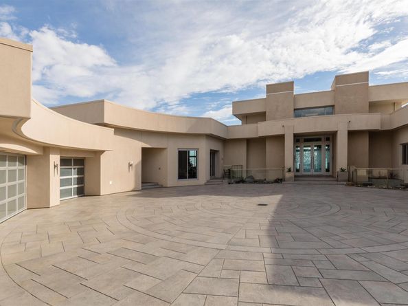 13367 Campus Dr., Oakland CA 94619
