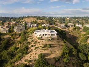 13367 Campus Dr., Oakland CA 94619