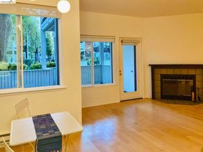 79 Marina Lakes Dr, Richmond CA 94804