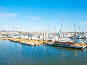79 Marina Lakes Dr, Richmond CA 94804