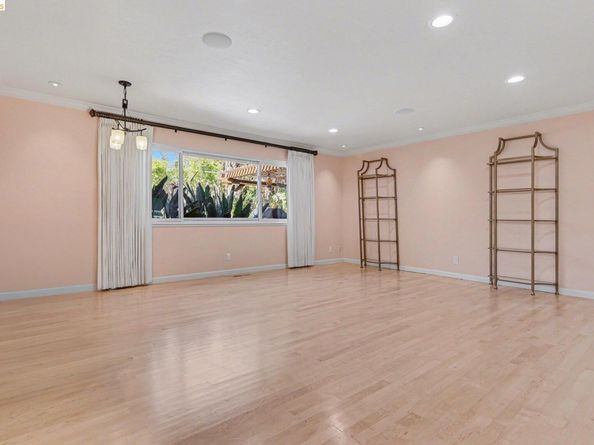 5849 Mitchell Canyon Ct, Clayton CA 94517