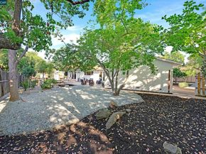 207 Normandy Ln, Walnut Creek CA 94598