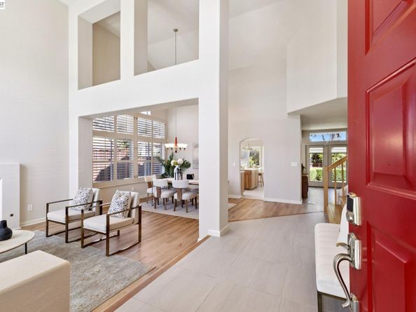 674 Crystal Ct, Pleasanton CA 94566