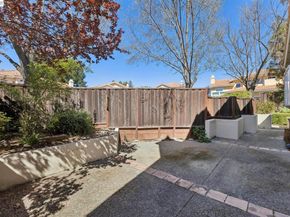 674 Crystal Ct, Pleasanton CA 94566