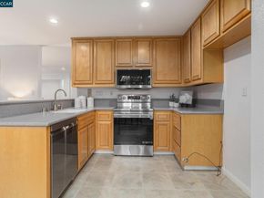 745 Bayshore St, Martinez CA 94553