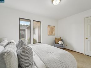 34 Sherwood Ct, Moraga CA 94556