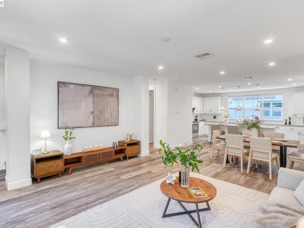 1758 Pedrozzi Cmn, Livermore CA 94551