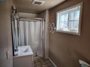 2856 15Th St, San Pablo CA 94806