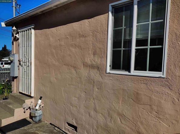 2856 15Th St, San Pablo CA 94806
