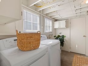 958 Alma Place, Oakland CA 94610