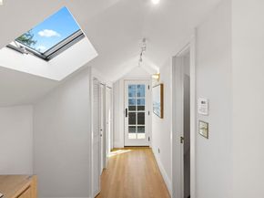 958 Alma Place, Oakland CA 94610