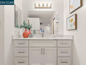 32 Lancaster Ct, Walnut Creek CA 94595