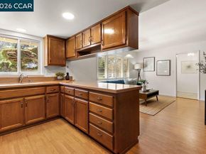 32 Lancaster Ct, Walnut Creek CA 94595