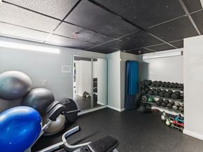 5 Embarcadero 129, Oakland CA 94607