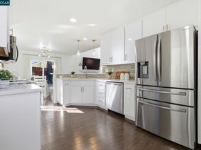 2875 Parkway Dr, Martinez CA 94553