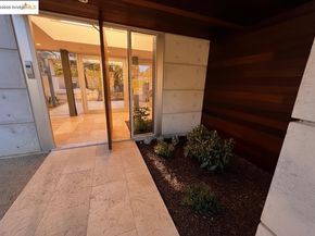 4000 Manzana Lane, Palo Alto CA 94306