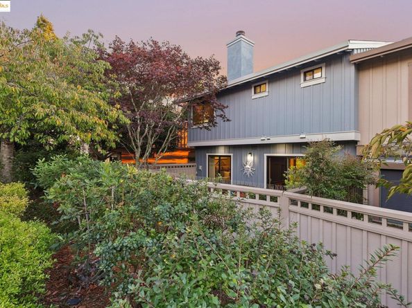 105 Starview Ct, Oakland CA 94618