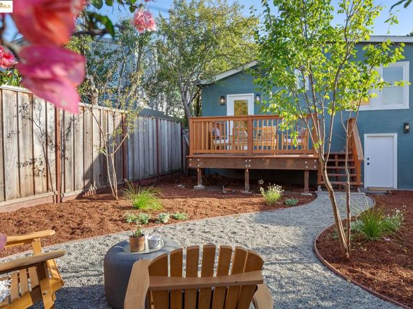 558 North St, Oakland CA 94609