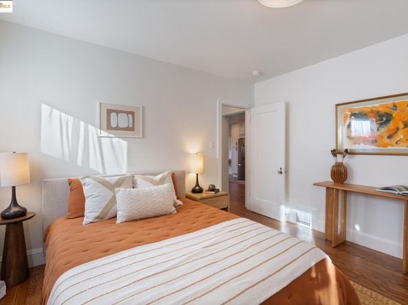 558 North St, Oakland CA 94609