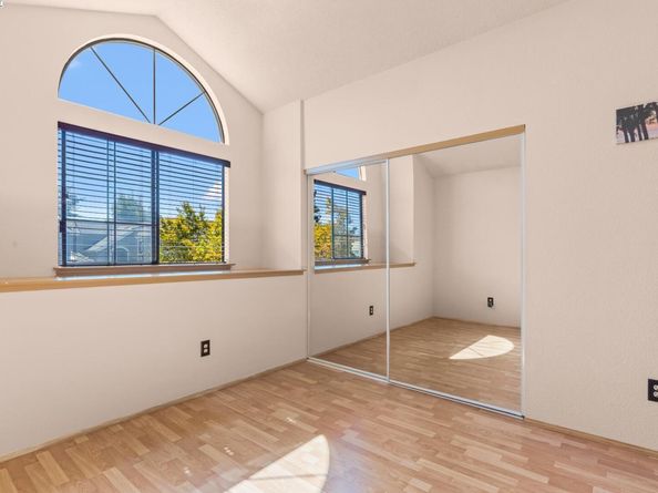 35 Leonard Ct, Alameda CA 94502