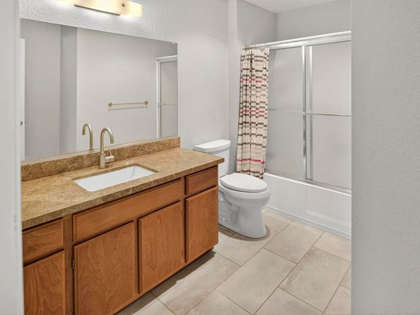 400 Davis St 107, San Leandro CA 94577