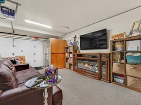 60 Rainbow Cir, Danville CA 94506