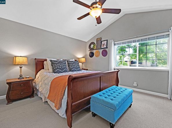 60 Rainbow Cir, Danville CA 94506