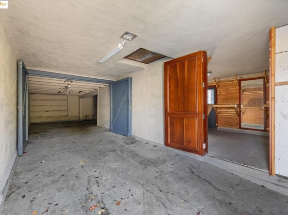 1746 8th St, Oakland CA 94607