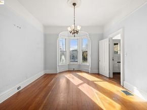 1746 8th St, Oakland CA 94607