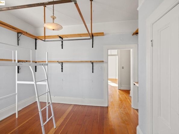 1746 8th St, Oakland CA 94607