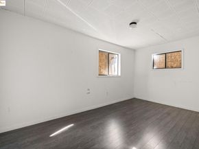 1746 8th St, Oakland CA 94607