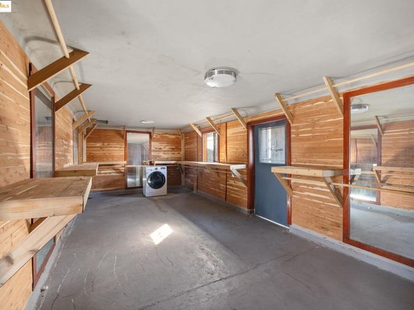 1746 8th St, Oakland CA 94607