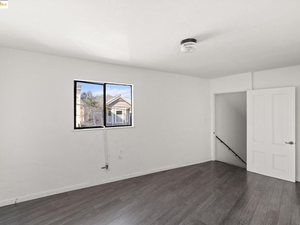 1746 8th St, Oakland CA 94607