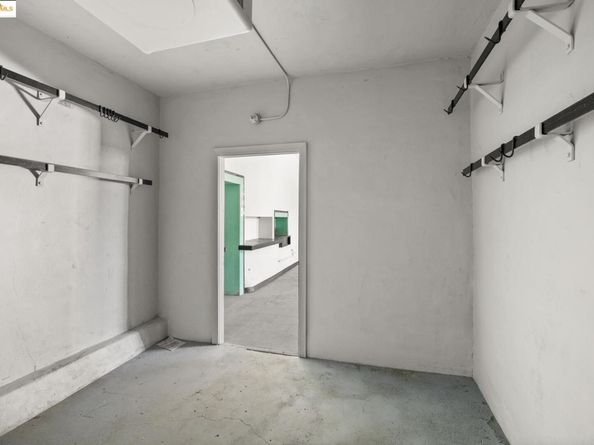 1746 8th St, Oakland CA 94607