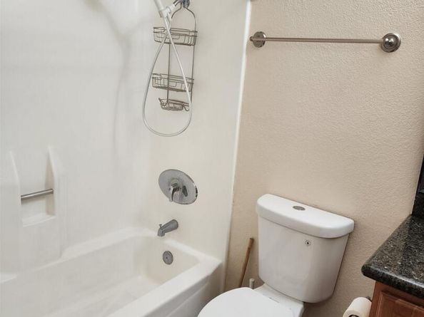 484 Dempsey Rd 186, Milpitas CA 95035