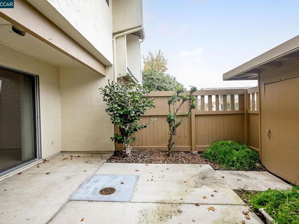 1960 Pomar Way, Walnut Creek CA 94598