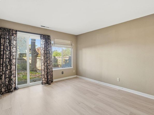 1820 Dalessi Ln, Pinole CA 94564