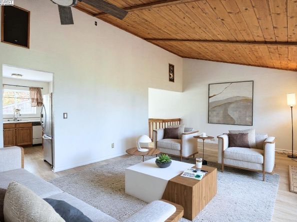 1820 Dalessi Ln, Pinole CA 94564