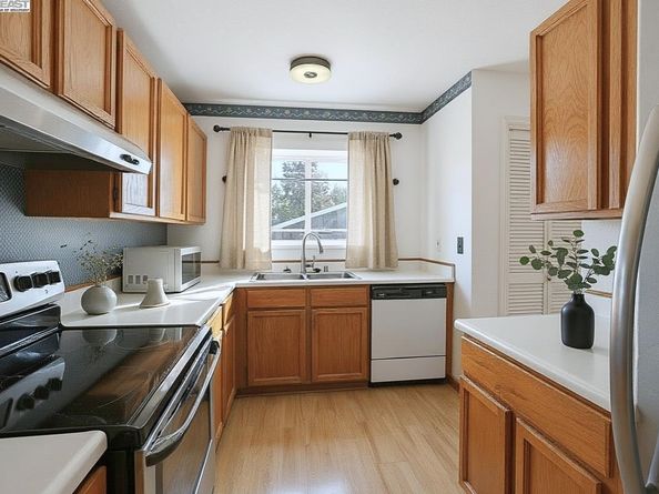 1820 Dalessi Ln, Pinole CA 94564