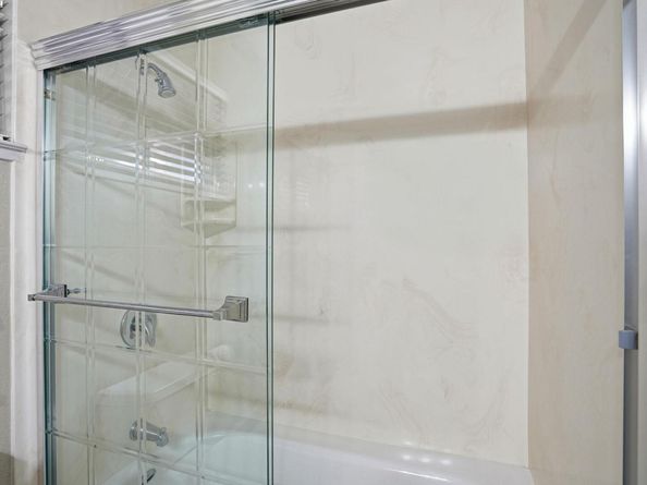 1820 Dalessi Ln, Pinole CA 94564