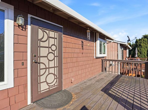 1820 Dalessi Ln, Pinole CA 94564