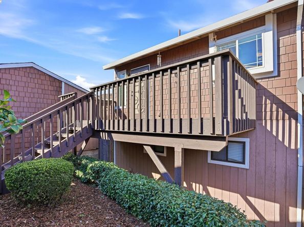 1820 Dalessi Ln, Pinole CA 94564